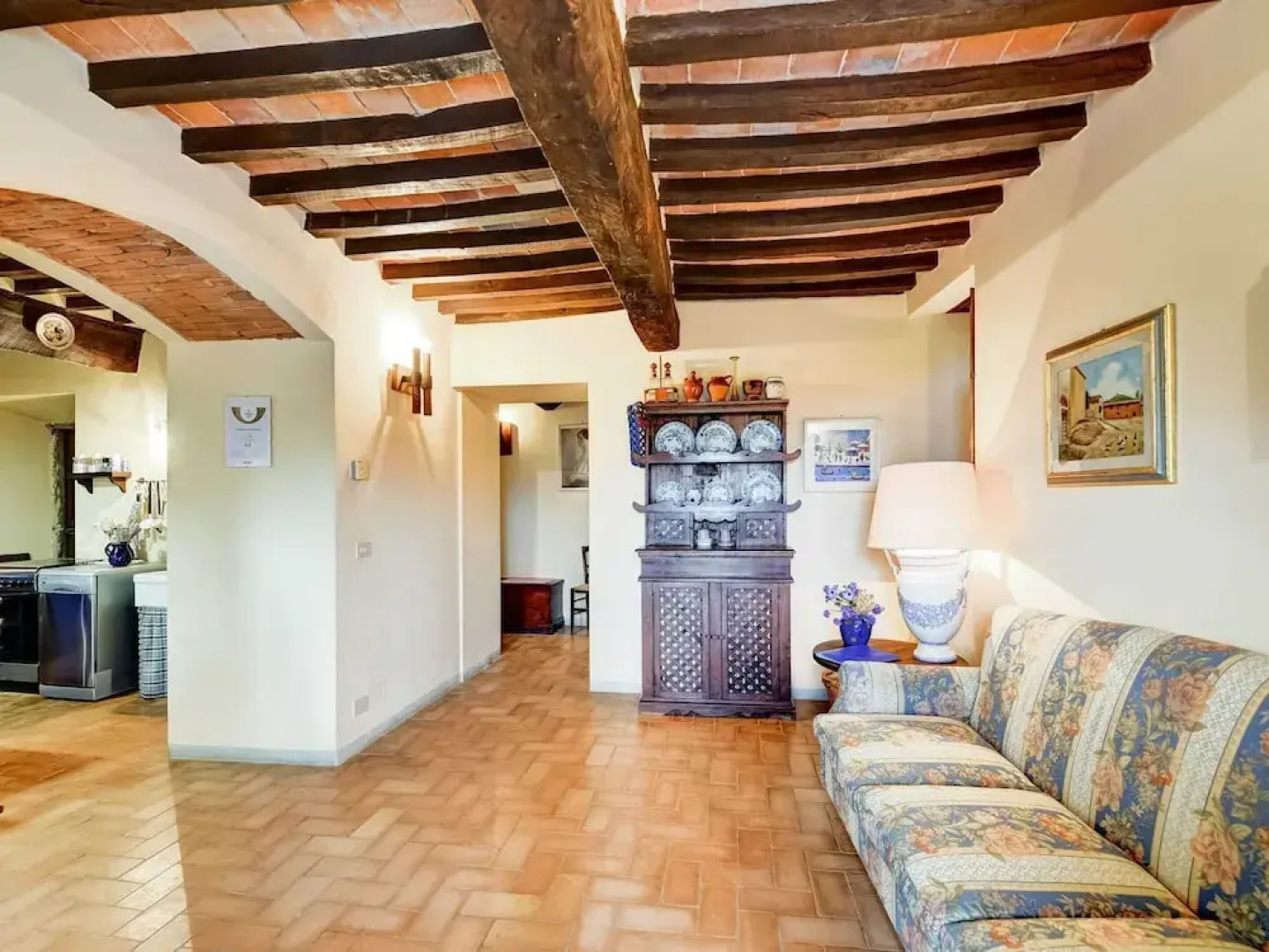 Welcoming Holiday Home with Swimming Pool in Le Ville