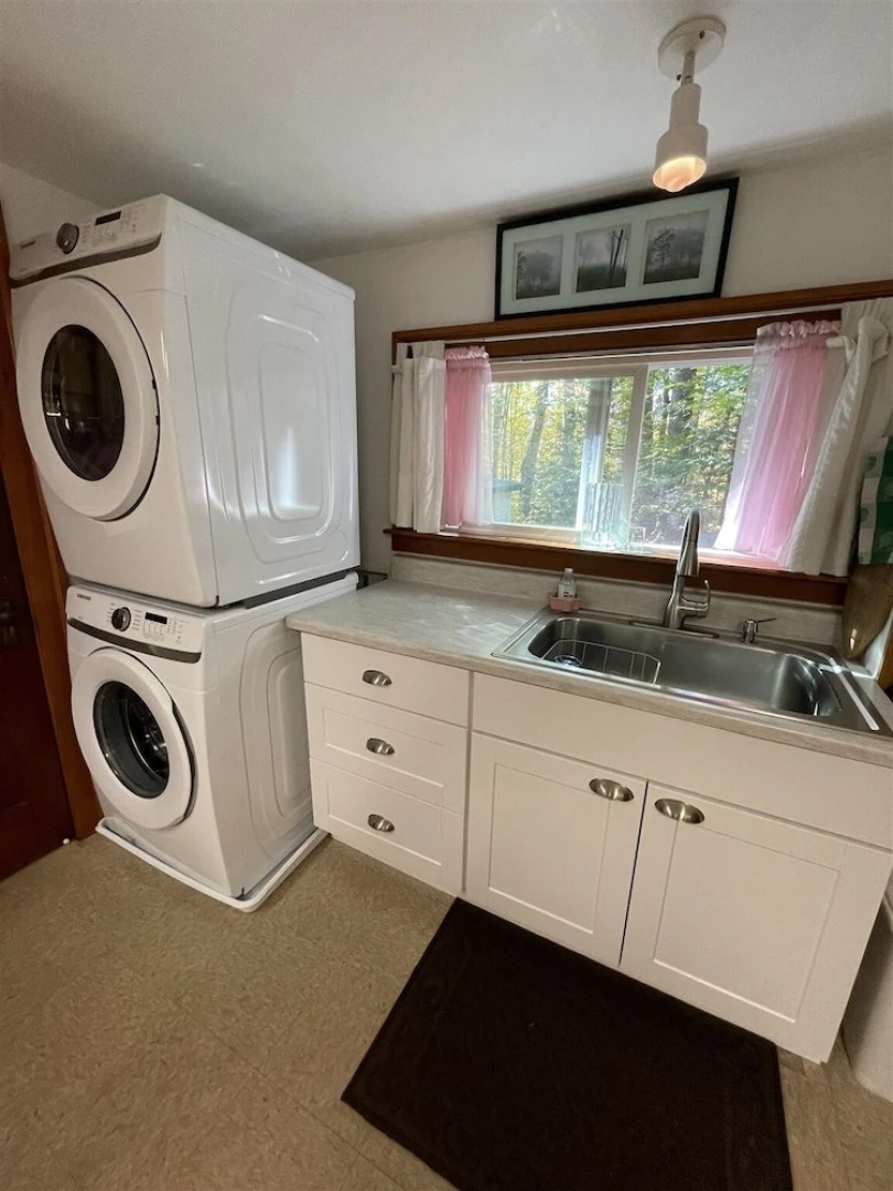 Ossipee Wood 2 Limit 4 1 Bedroom Cottage by Redawning