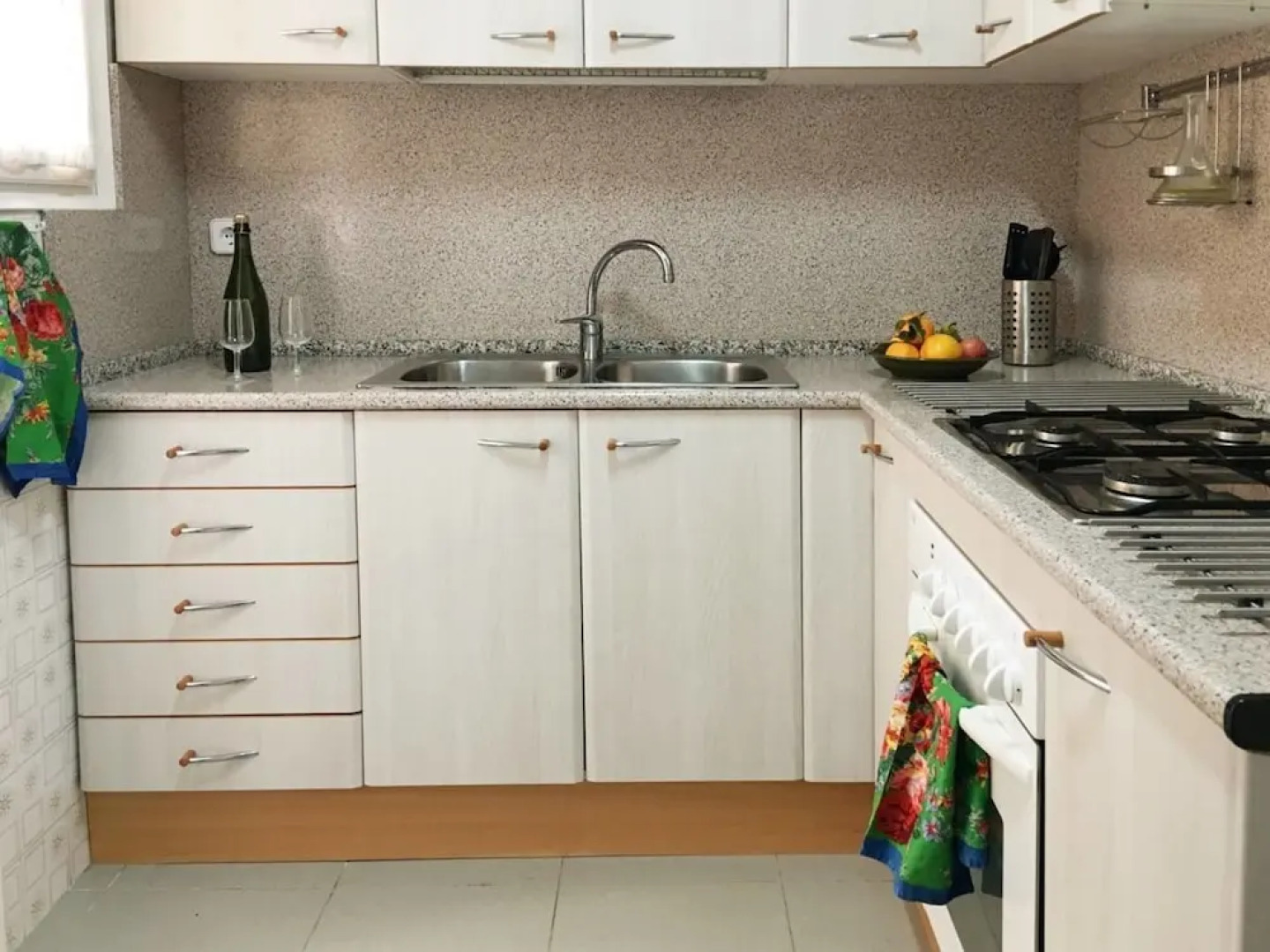 3 Bedroom Beautiful Apartment With Terrace