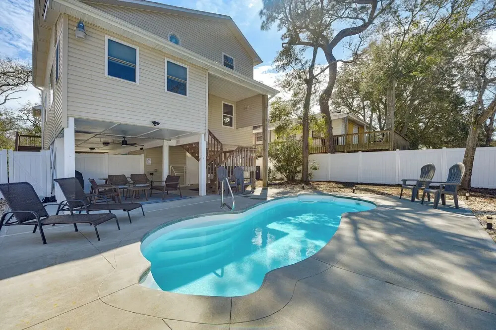 Oak Island Home w/ Pool: Walk to Long Beach!