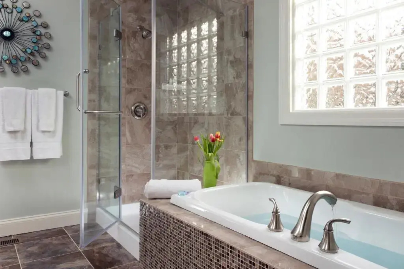 Inn at Huntingfield Creek