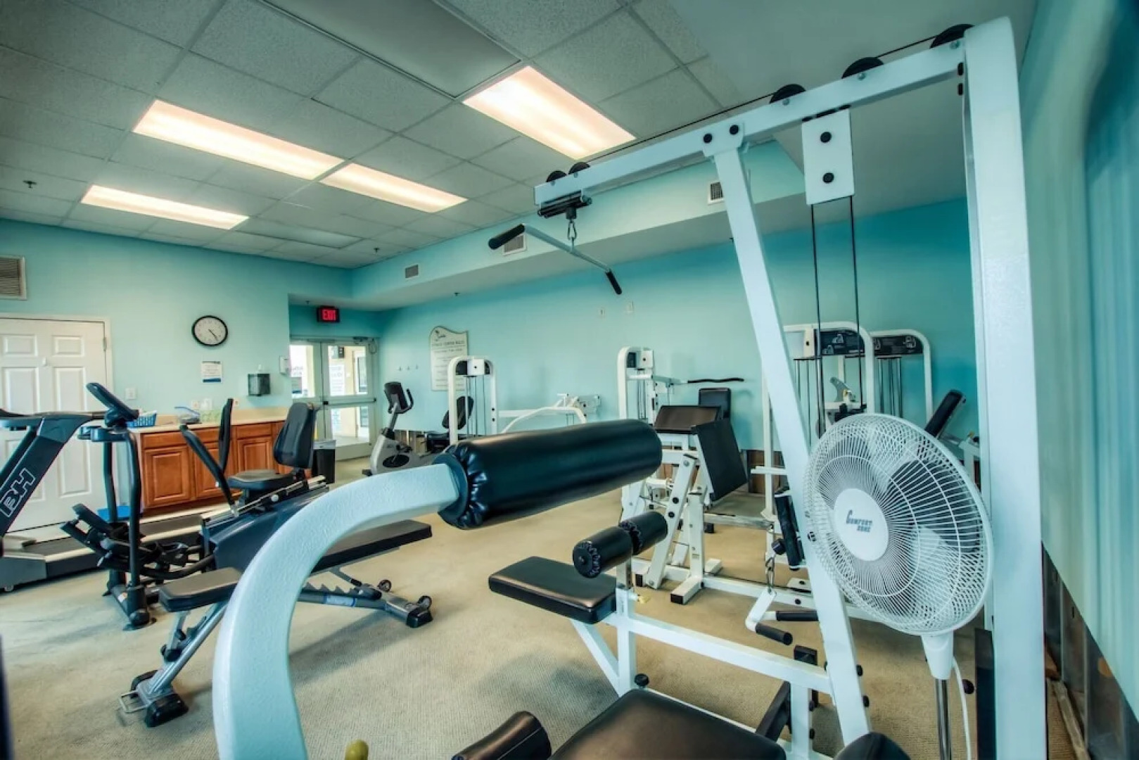 Corner Unit Right on the Sand, 2 Lagoon-style Pools, Spectacular Views