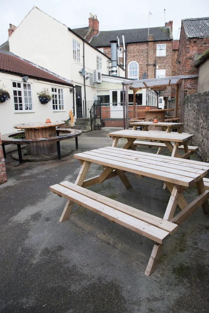 OYO The Green Dragon