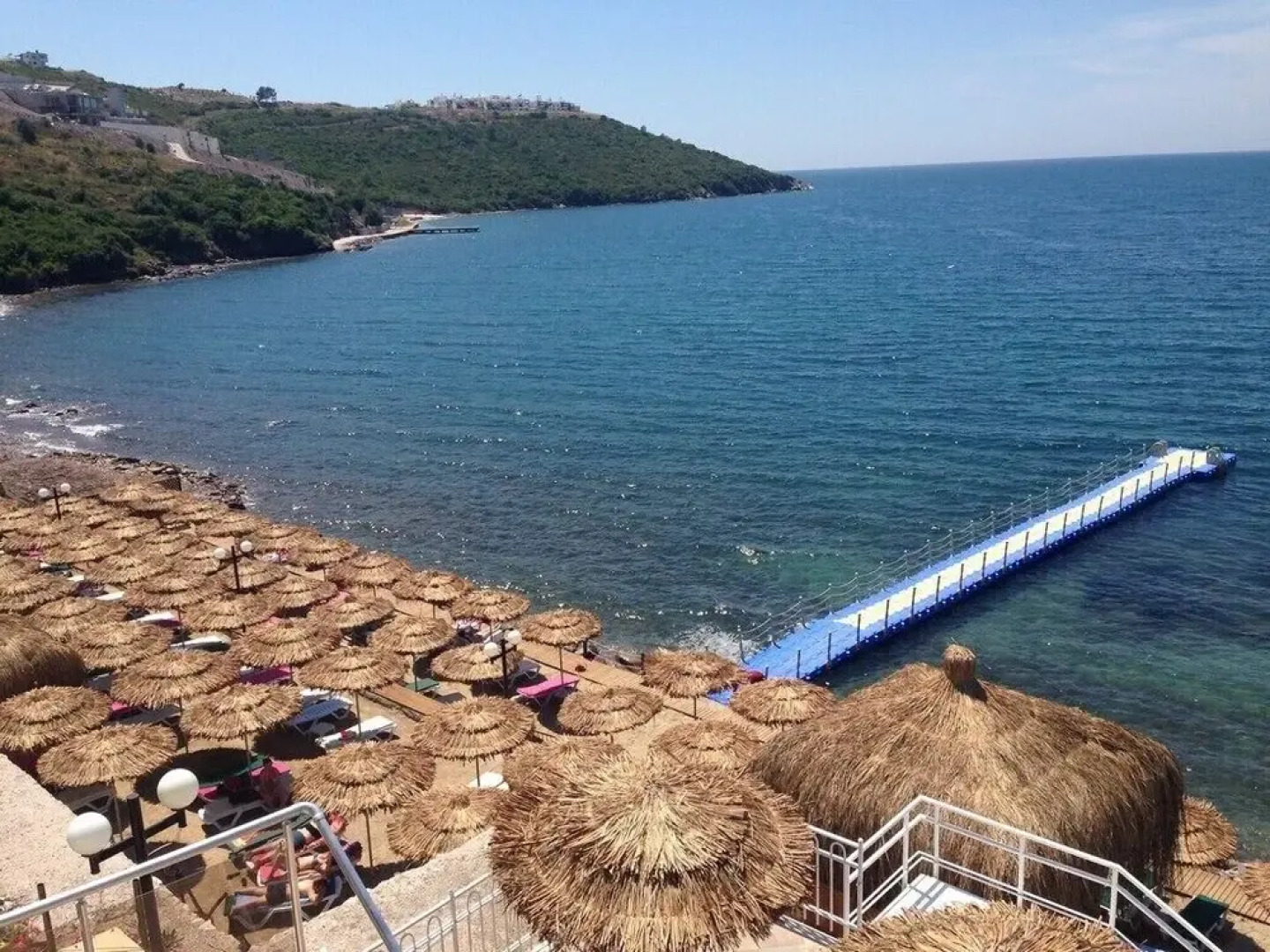 1 Bedroom Apartment Lake View 5 by Likya Global