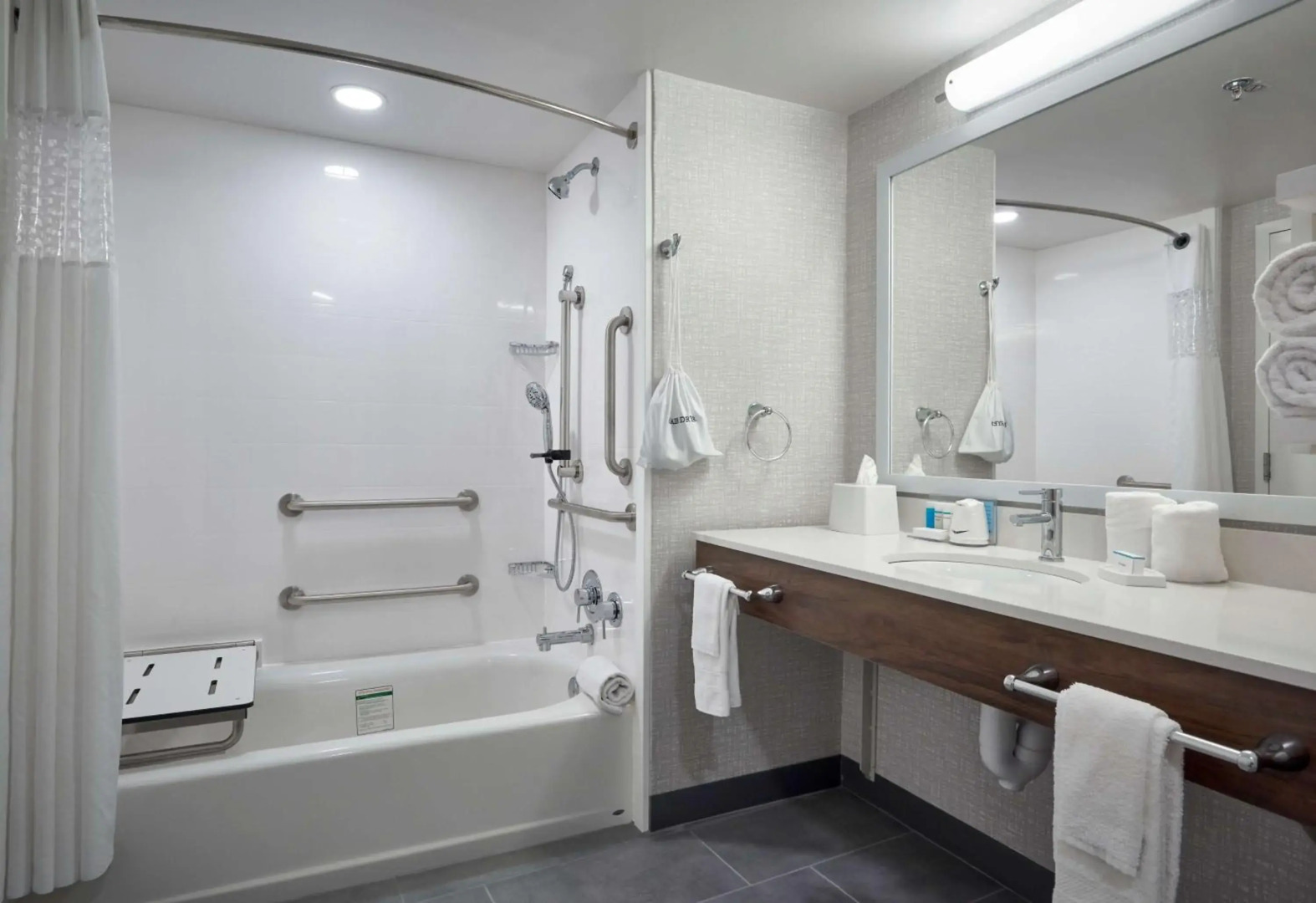 Hampton Inn by Hilton Harrisburg West