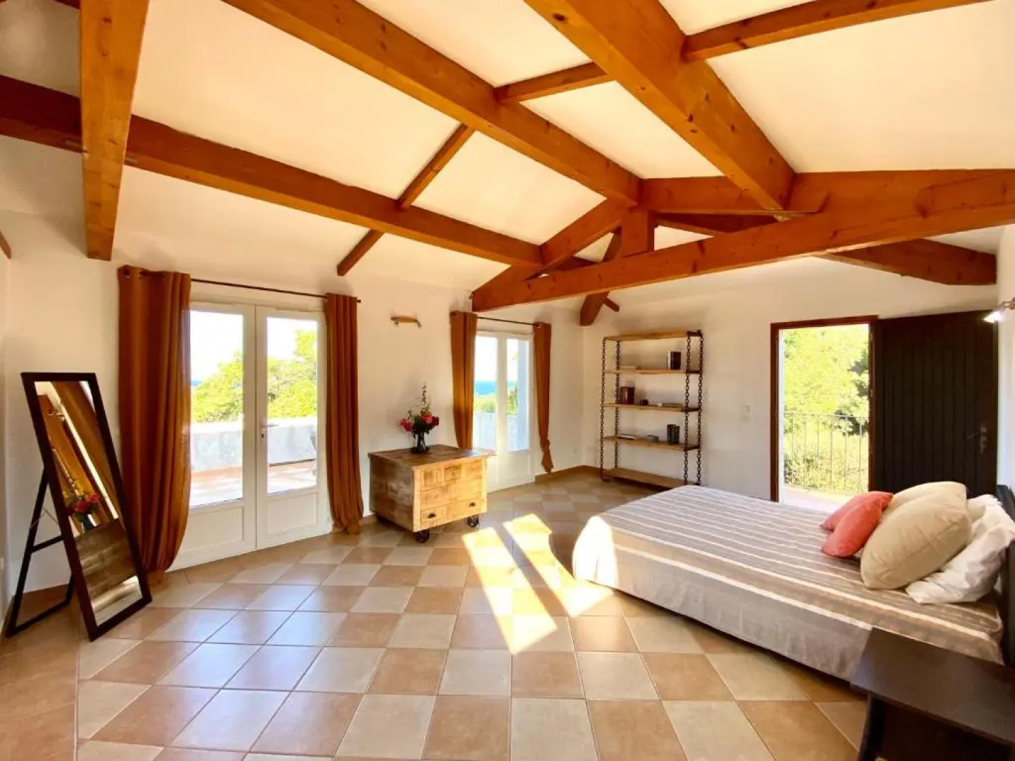 Villa vue mer dans nature protégée, plage à 1,5 km