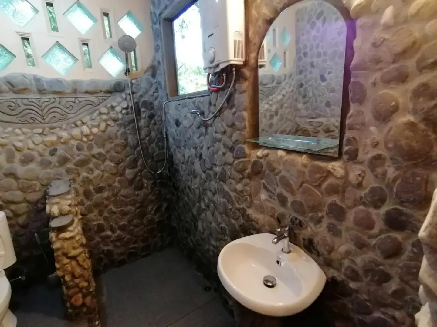 Kupu Kupu Garden Guest House & Cafe