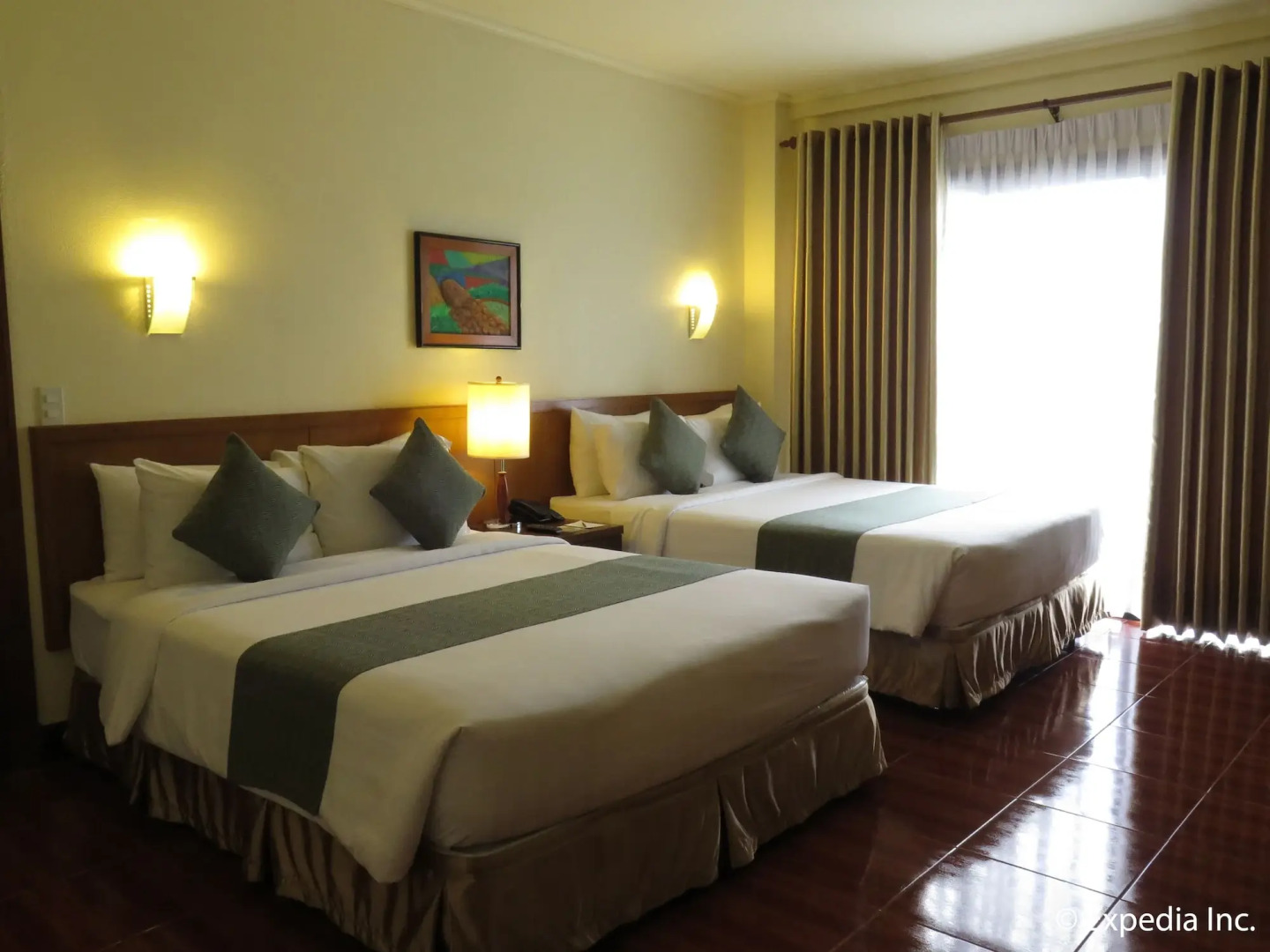 The Suites at Mount Malarayat
