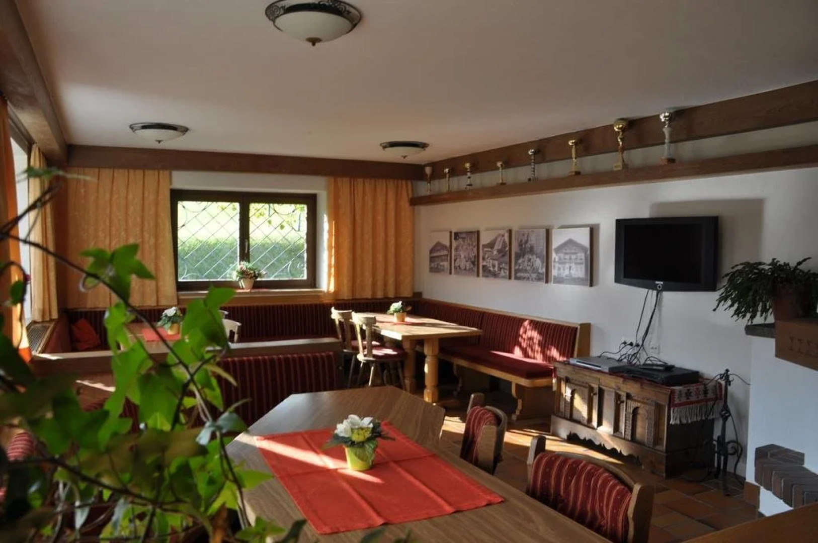Jugend- und Familienhotel Venedigerhof