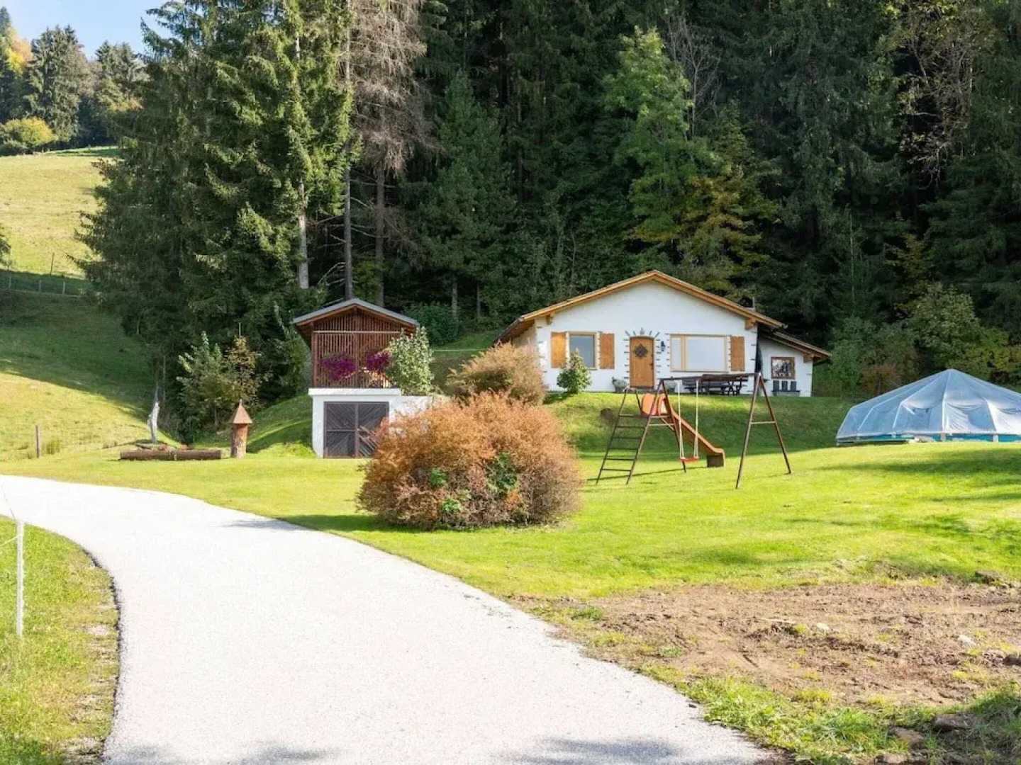 Alpine Hut in Eberstein Near Ski Area