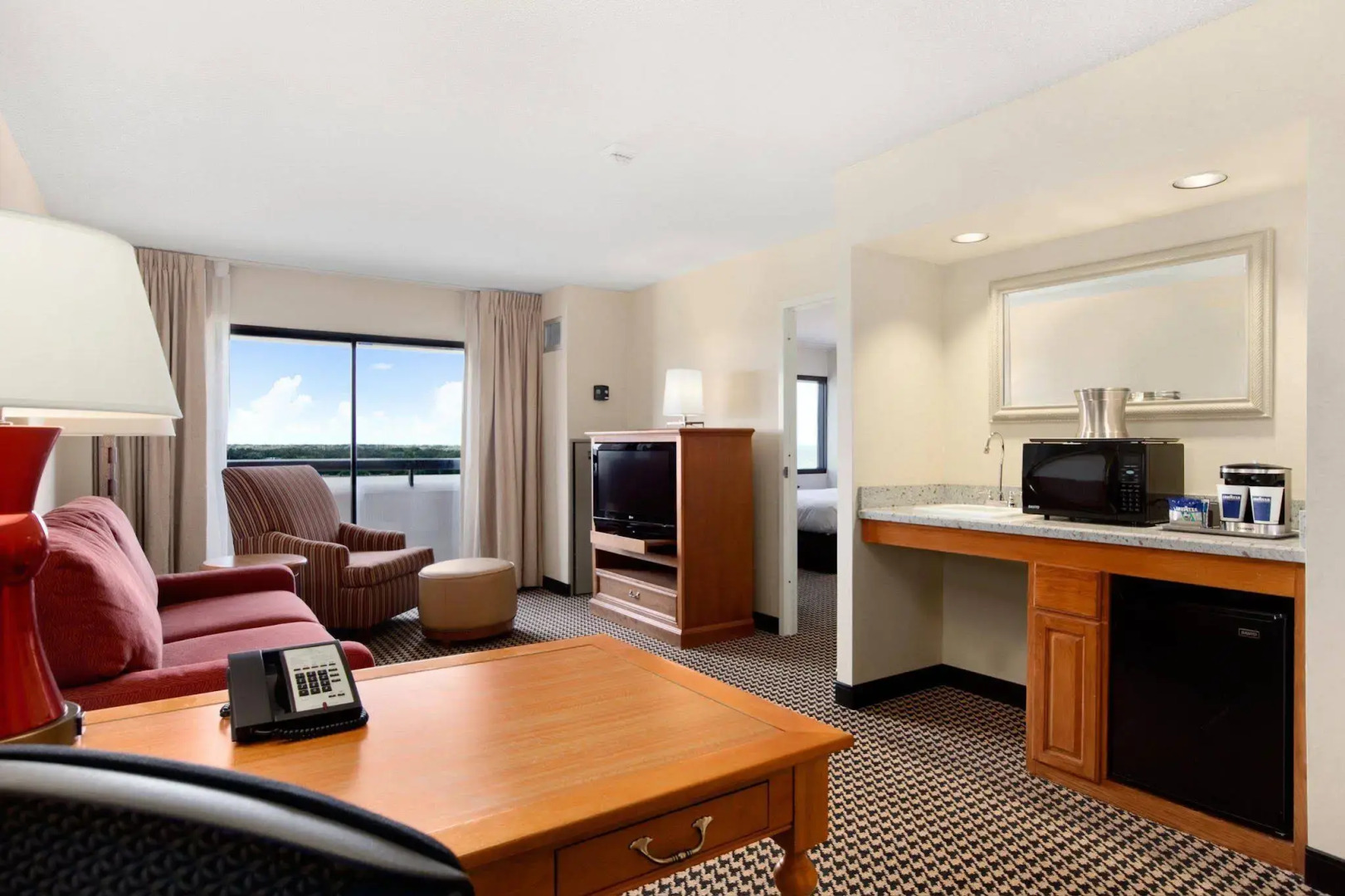 Hilton Chicago/Oak Brook Suites
