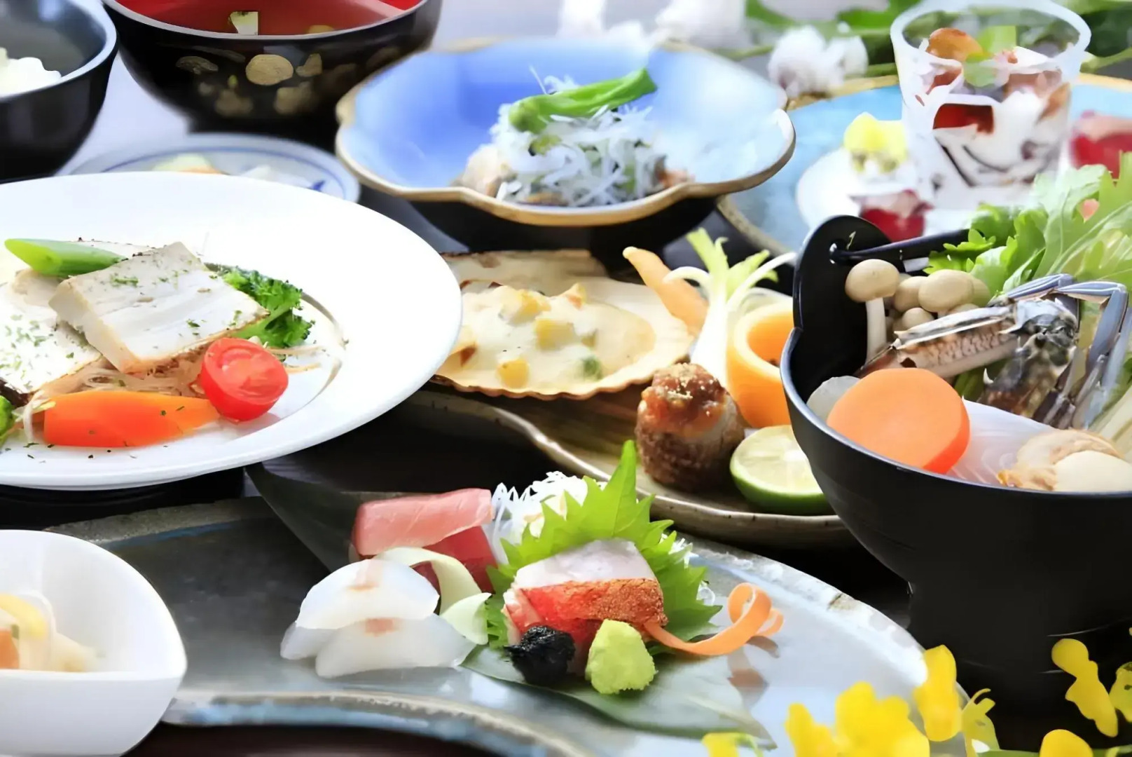 Izu Ippeki lake lakeside terrace