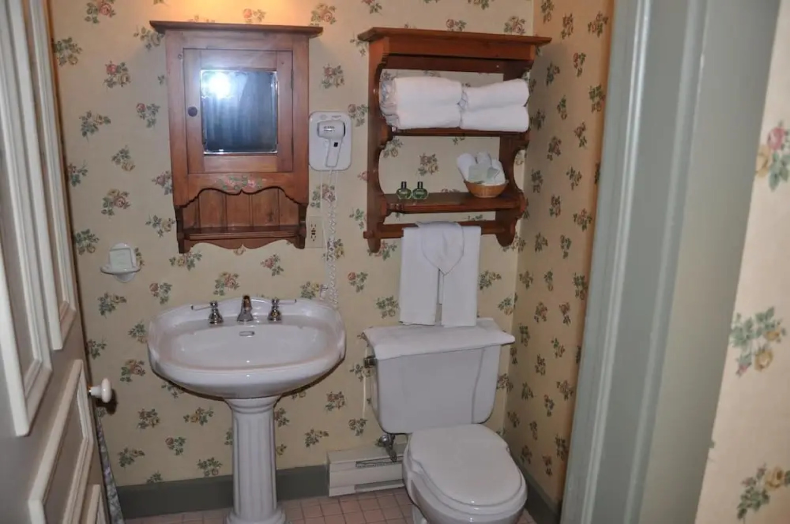 Auberge Lakeview Inn