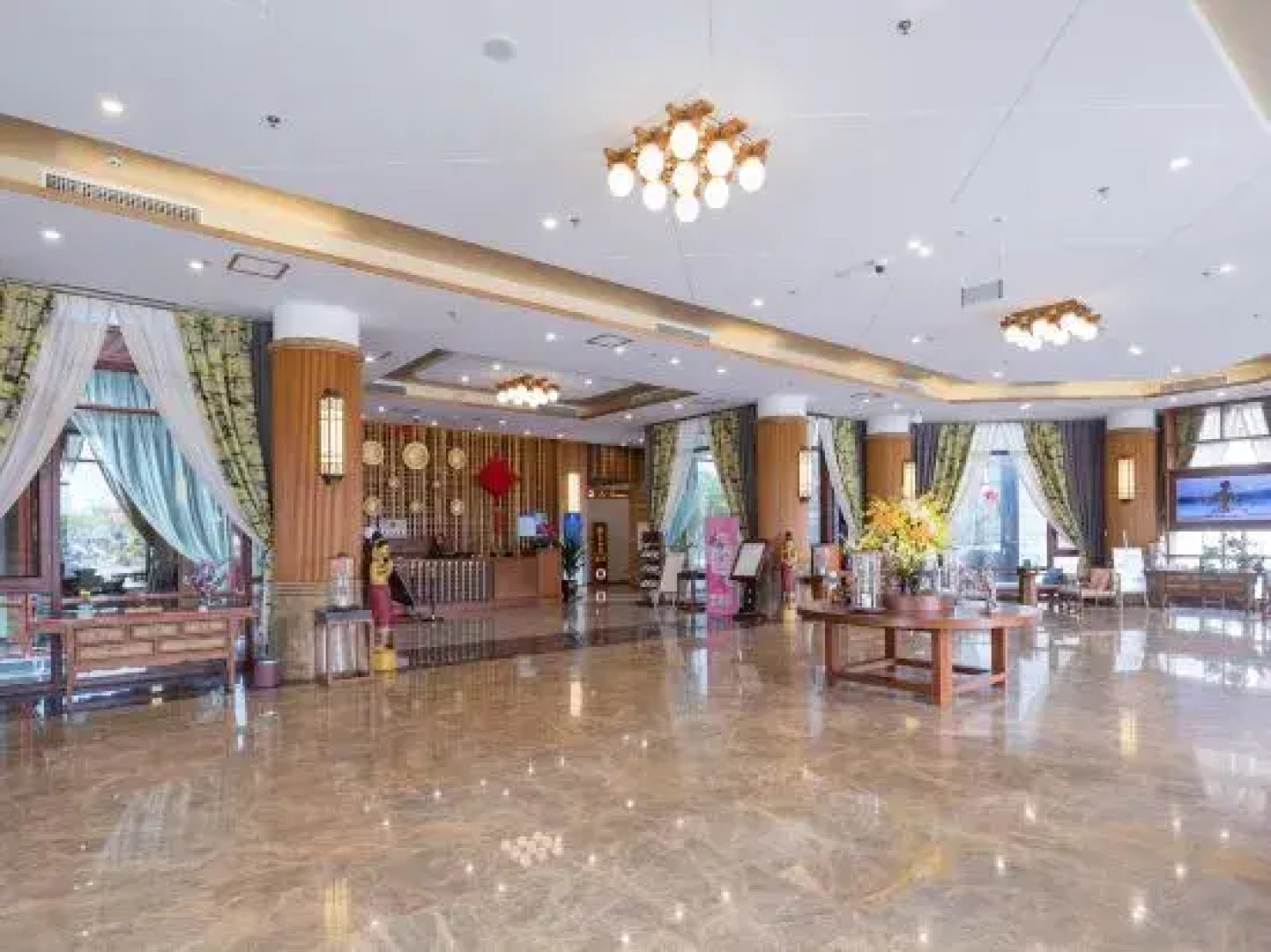 Hui Long Hot Spring Manor