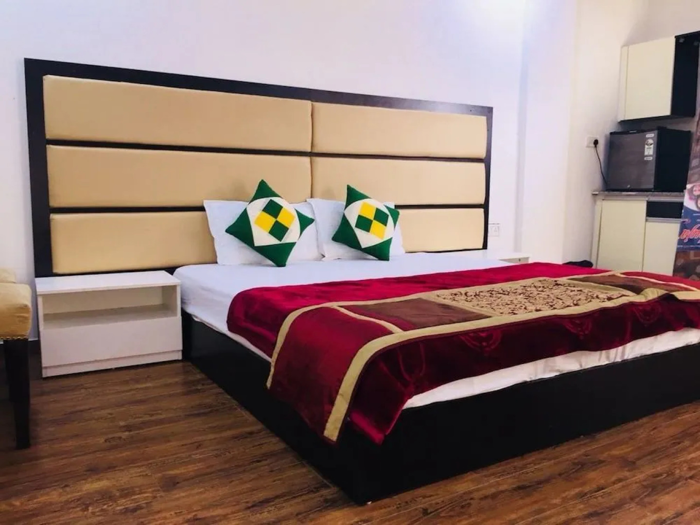 Bankey Bihari Holiday Homes By Naavagat