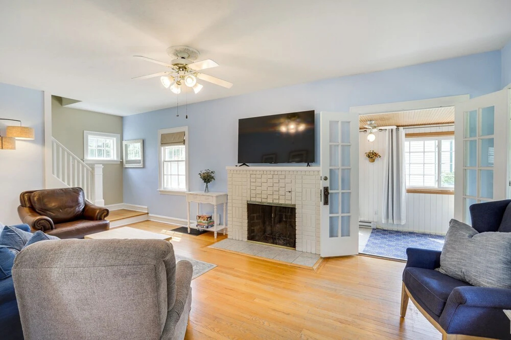 Charming South Bend Retreat ~ 1 Mi to Notre Dame!