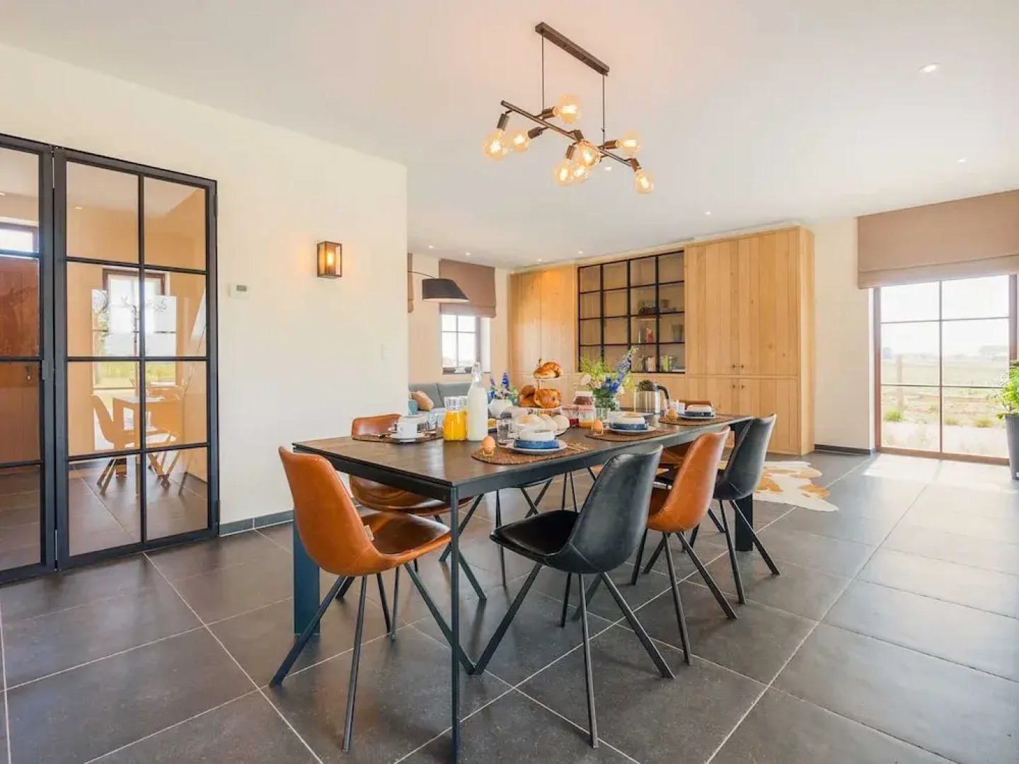 Chic Villa in Comines-warneton With Garden