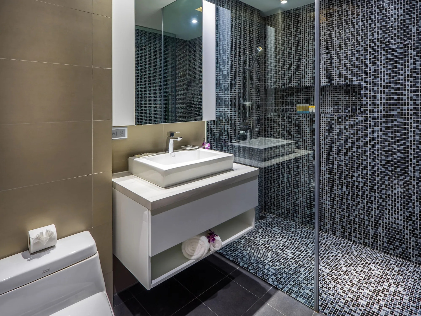 LetsPhuket Twin Sands Resort & Spa (SHA Plus+)