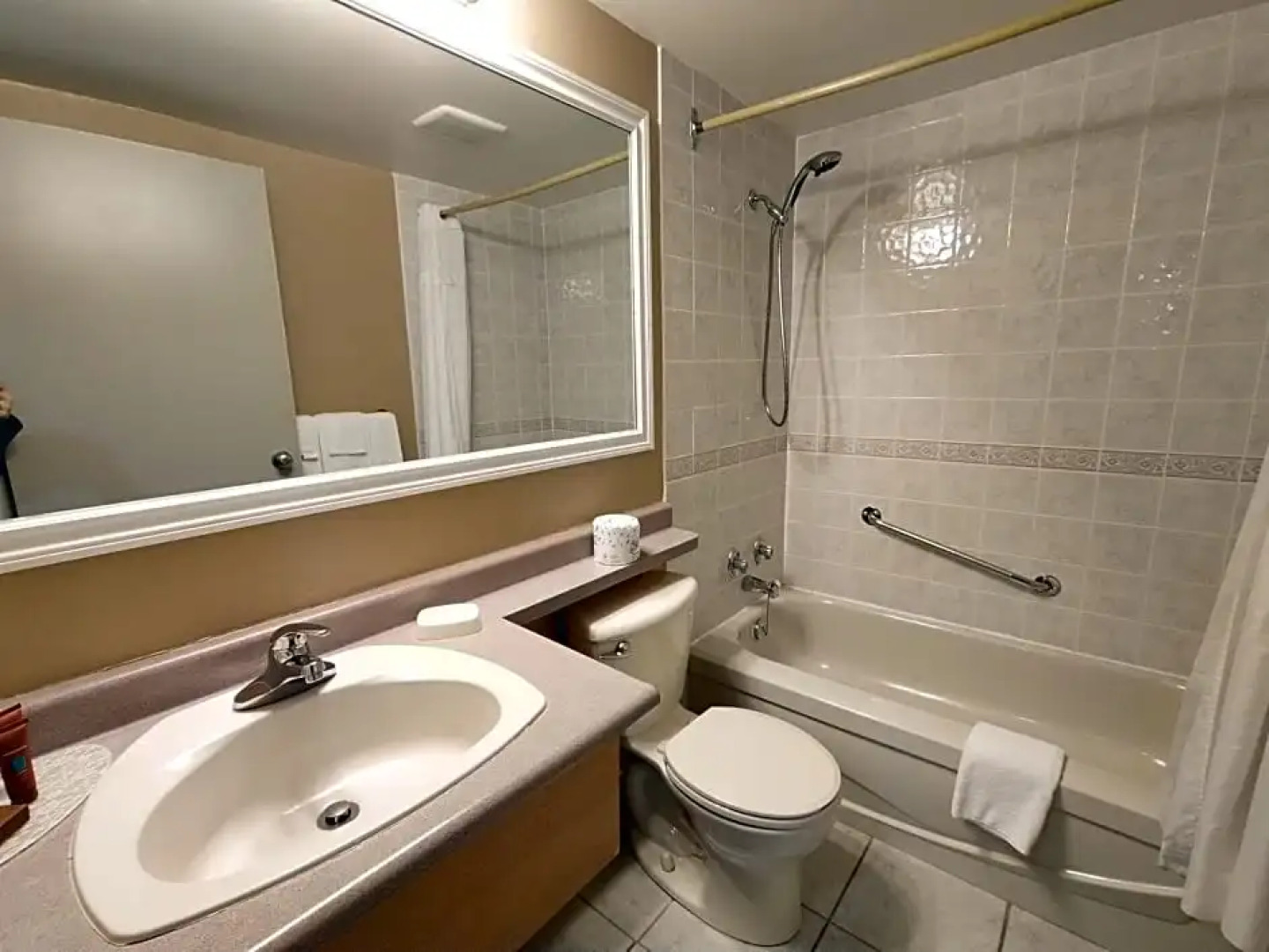 Holiday Villa Resorts - Thornbury Royal Harbour Resort