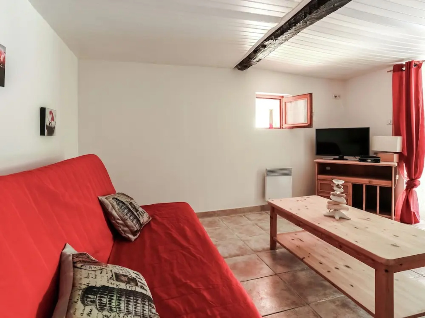 Pretty Holiday Home in Berre-les-alpes With Garden