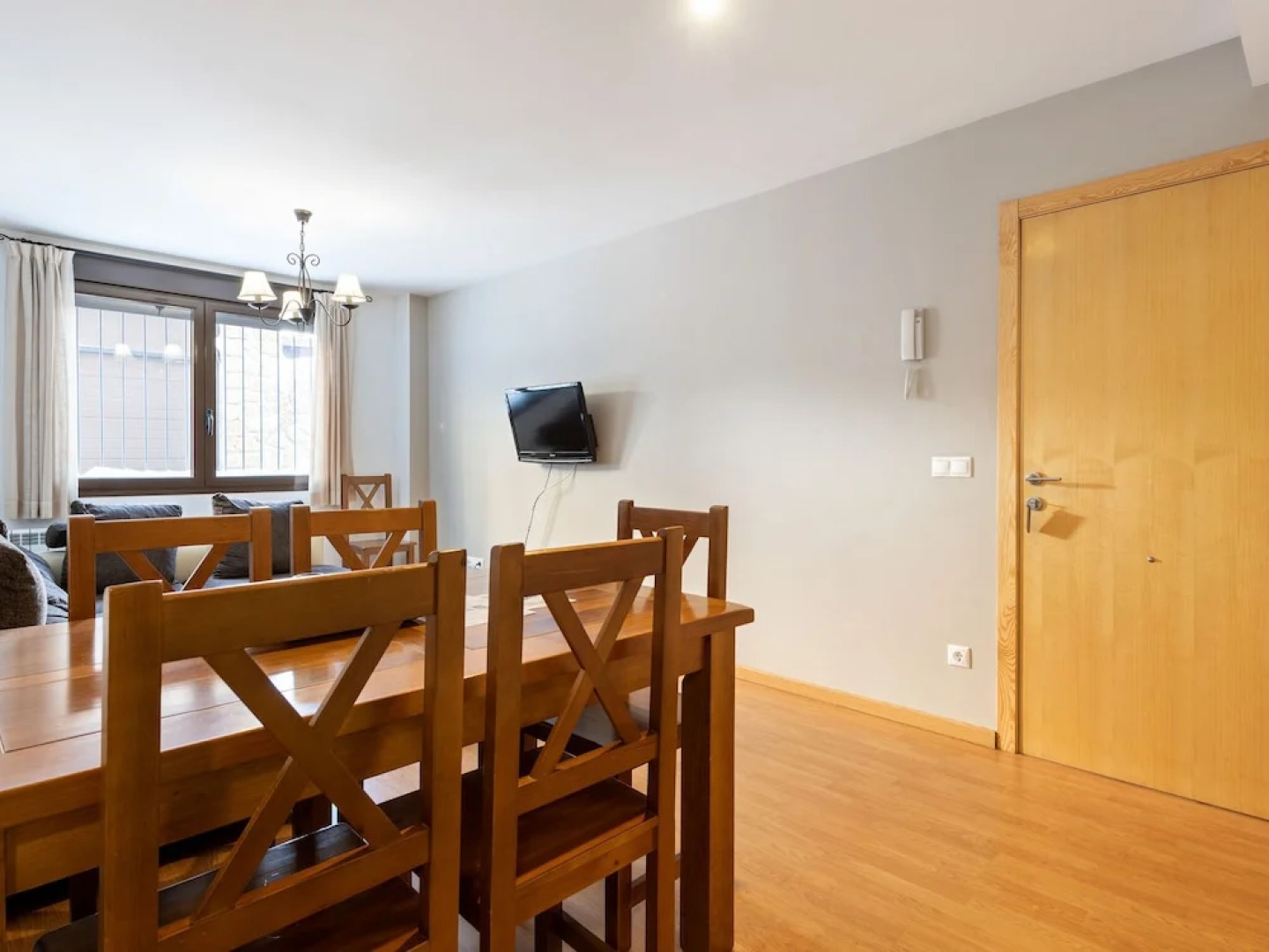 Comfy Apartment in Gudar With Heating