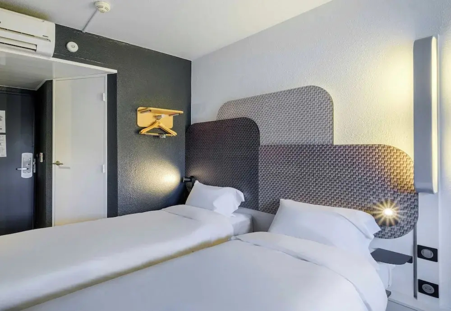 B&B HOTEL Cannes Mouans Sartoux