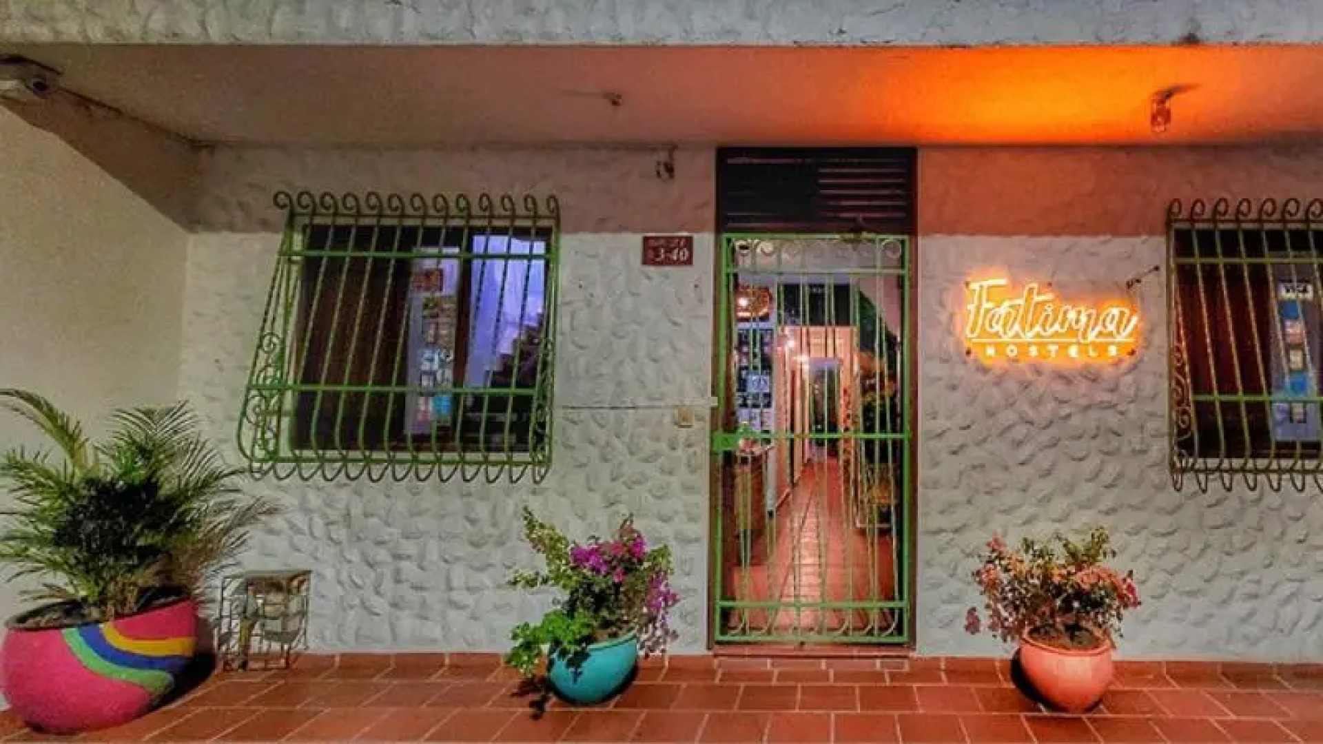 Fatima Hostel Santa Marta