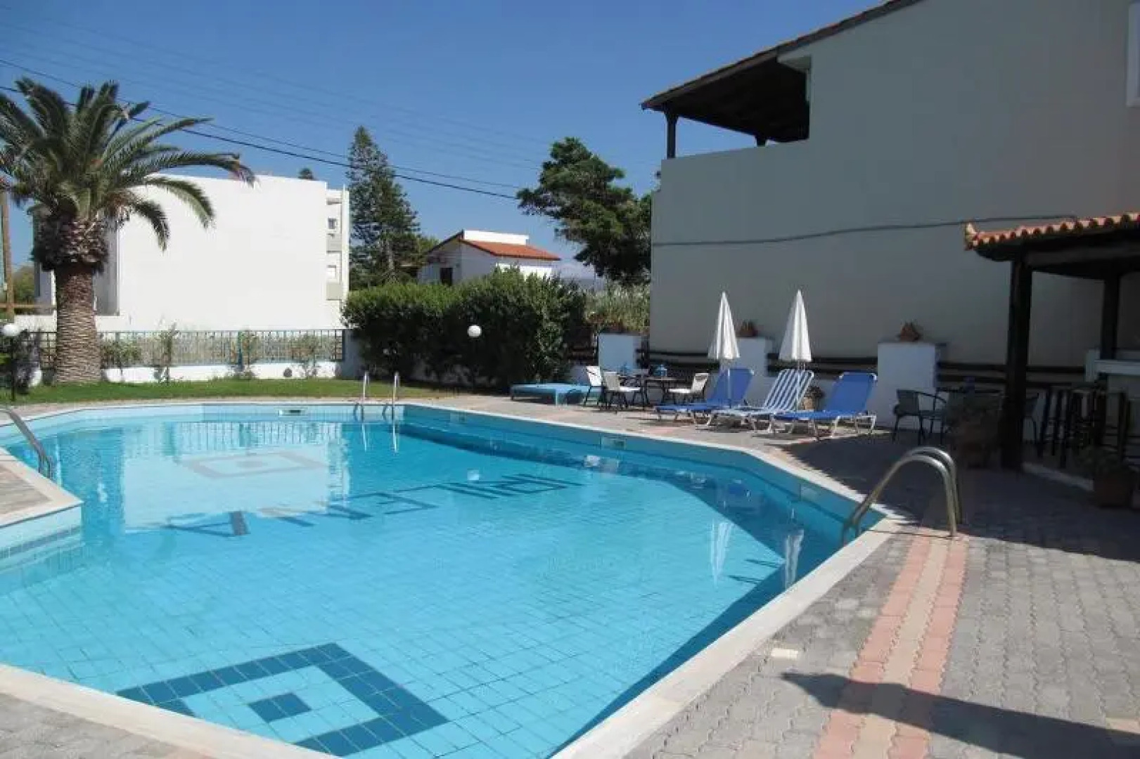 Irilena Apartments Gournes by Checkin