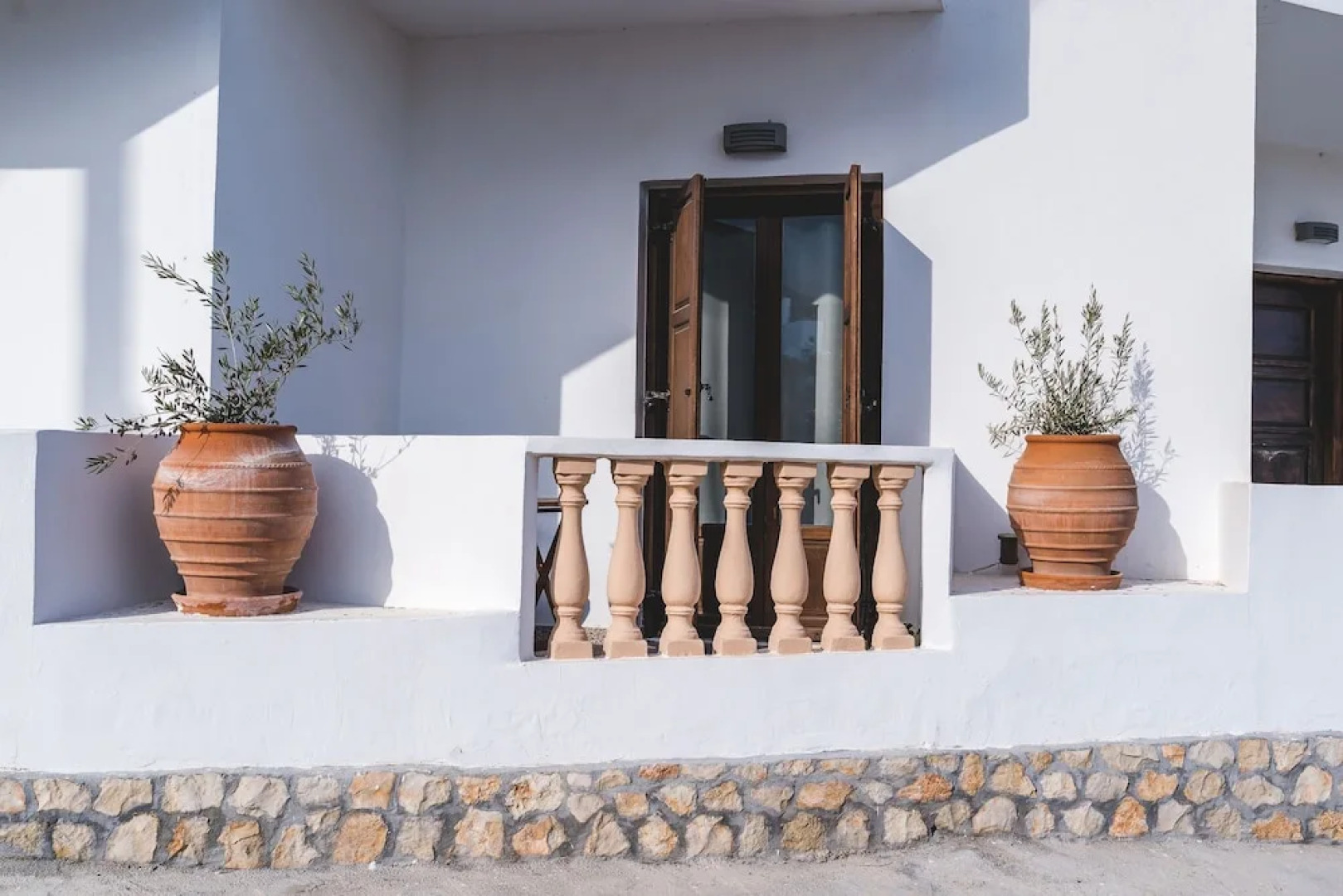 Theoxenia Suites & Apartments