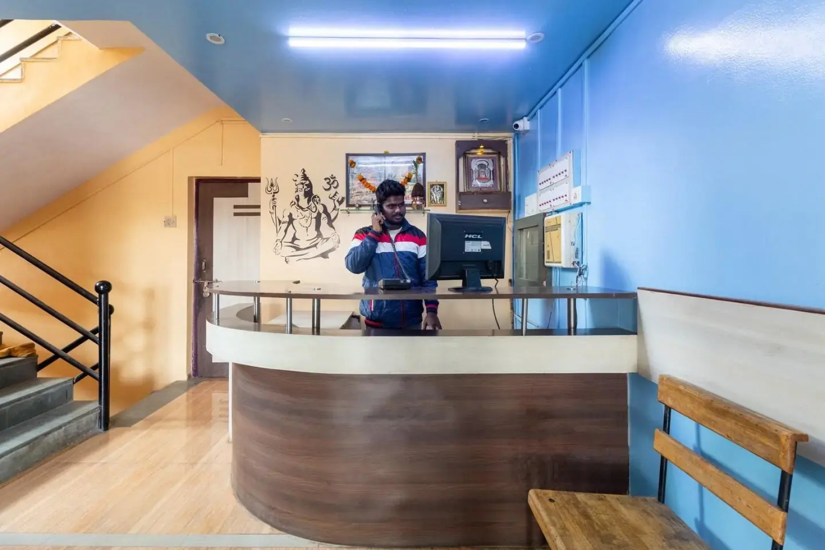 Shree Sidhi Lodging by OYO Rooms