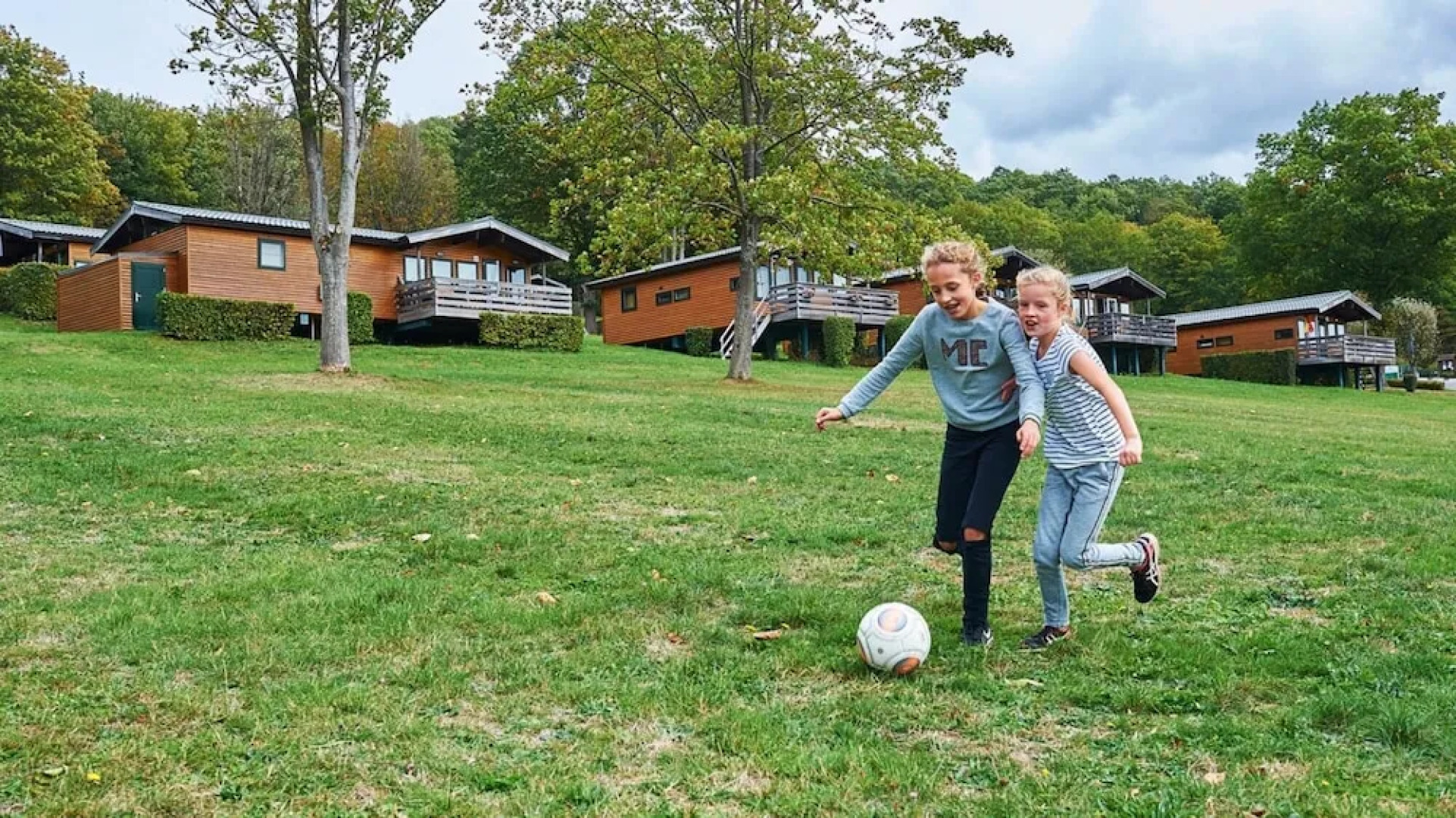 Etoile 2p in Hasti re