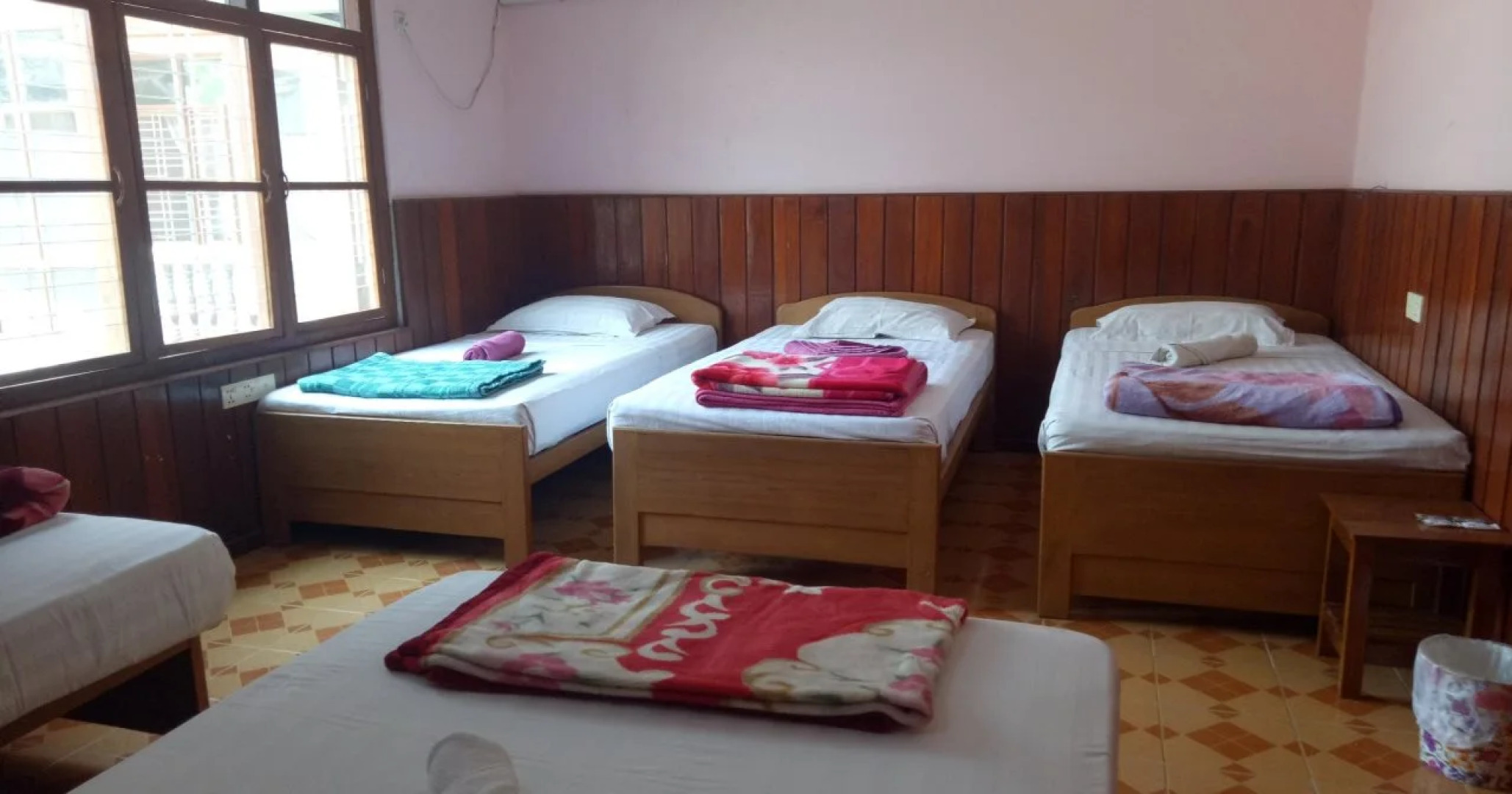 Shwe Nadi Guest House