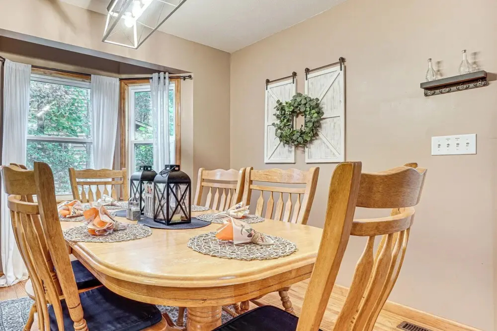 Spacious Home in Helen w/ Porch & Balcony!