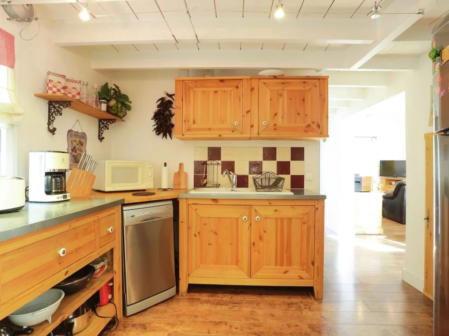 Lovely Villa in Buisson With Private Swimming Pool