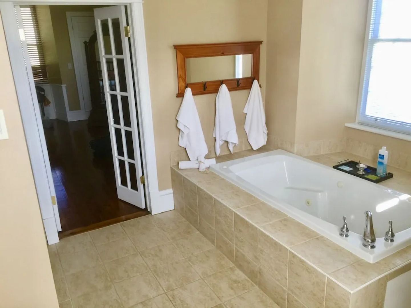 Clyde Hall Bed and Breakfast