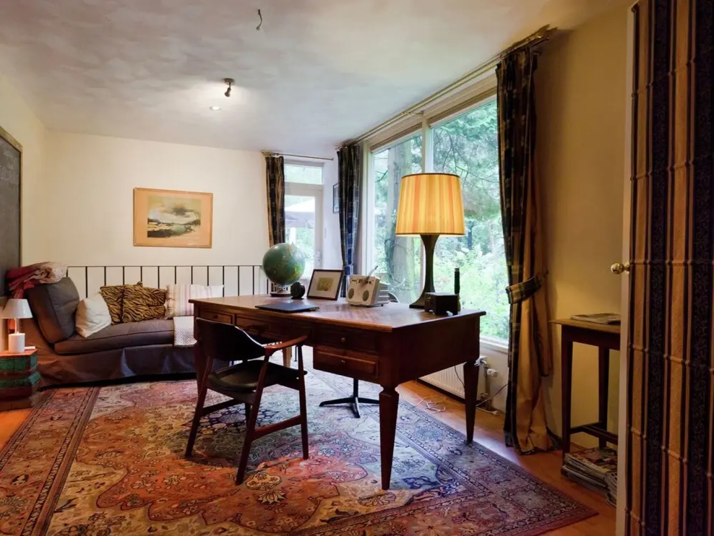 A Cozy and Comfortable Forest House Amidst the Forests of Baarle Nassau