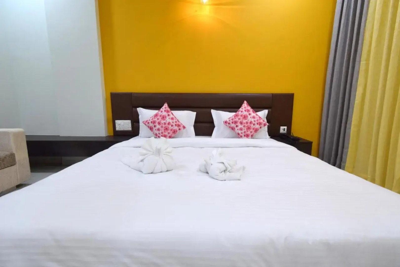 The Sky Imperial  Hotel Gopal Darshan