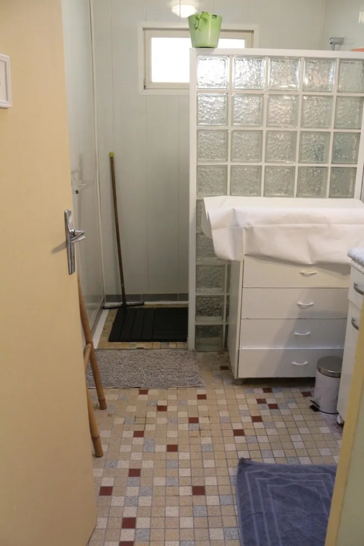 House With 2 Bedrooms in Saint-estèphe, With Enclosed Garden and Wifi