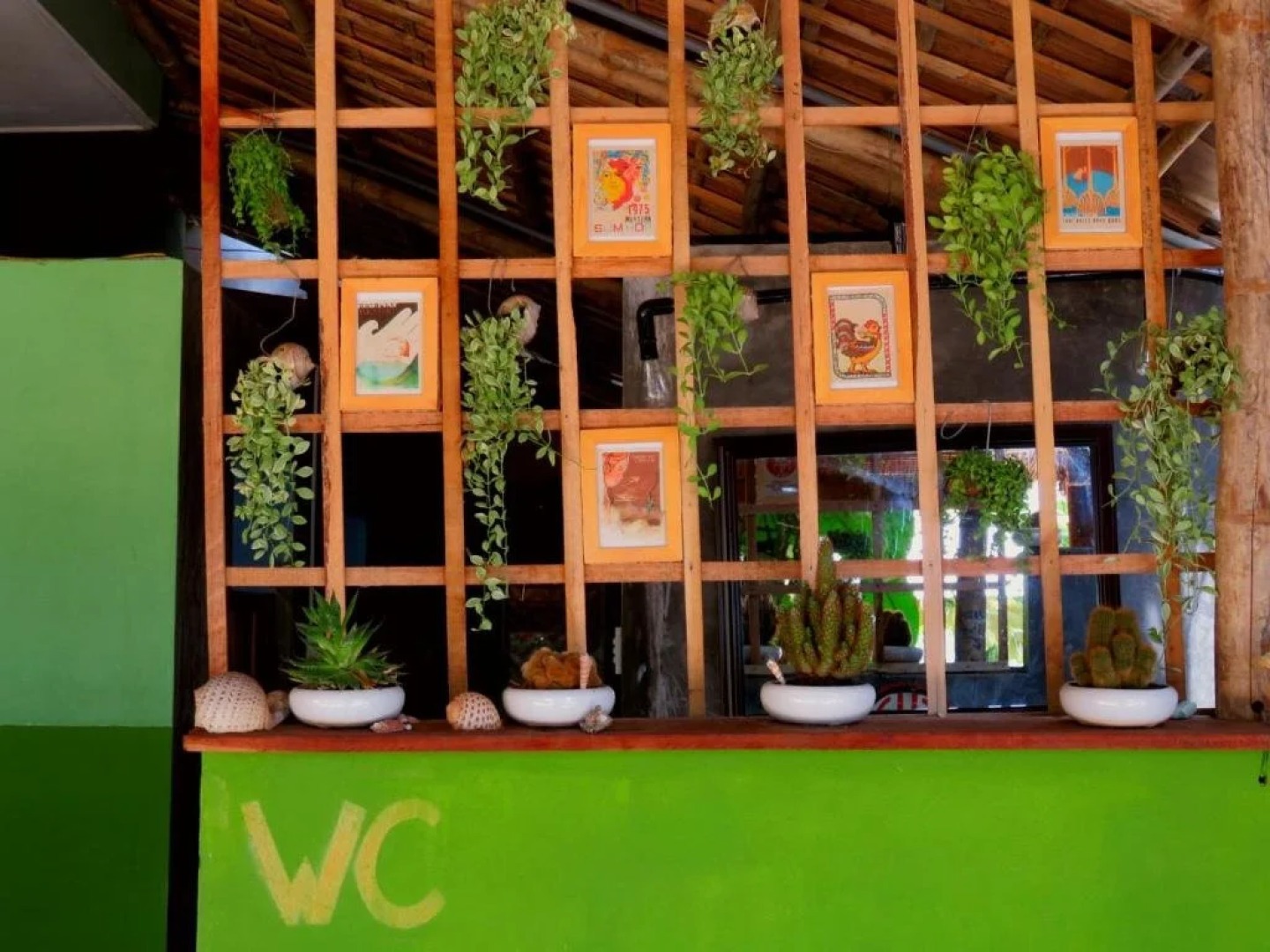 Big Tree Backpackers And Bistro