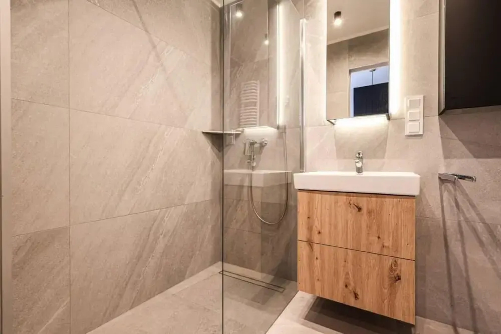 Parque Komfort i Spok j Blisko pla y