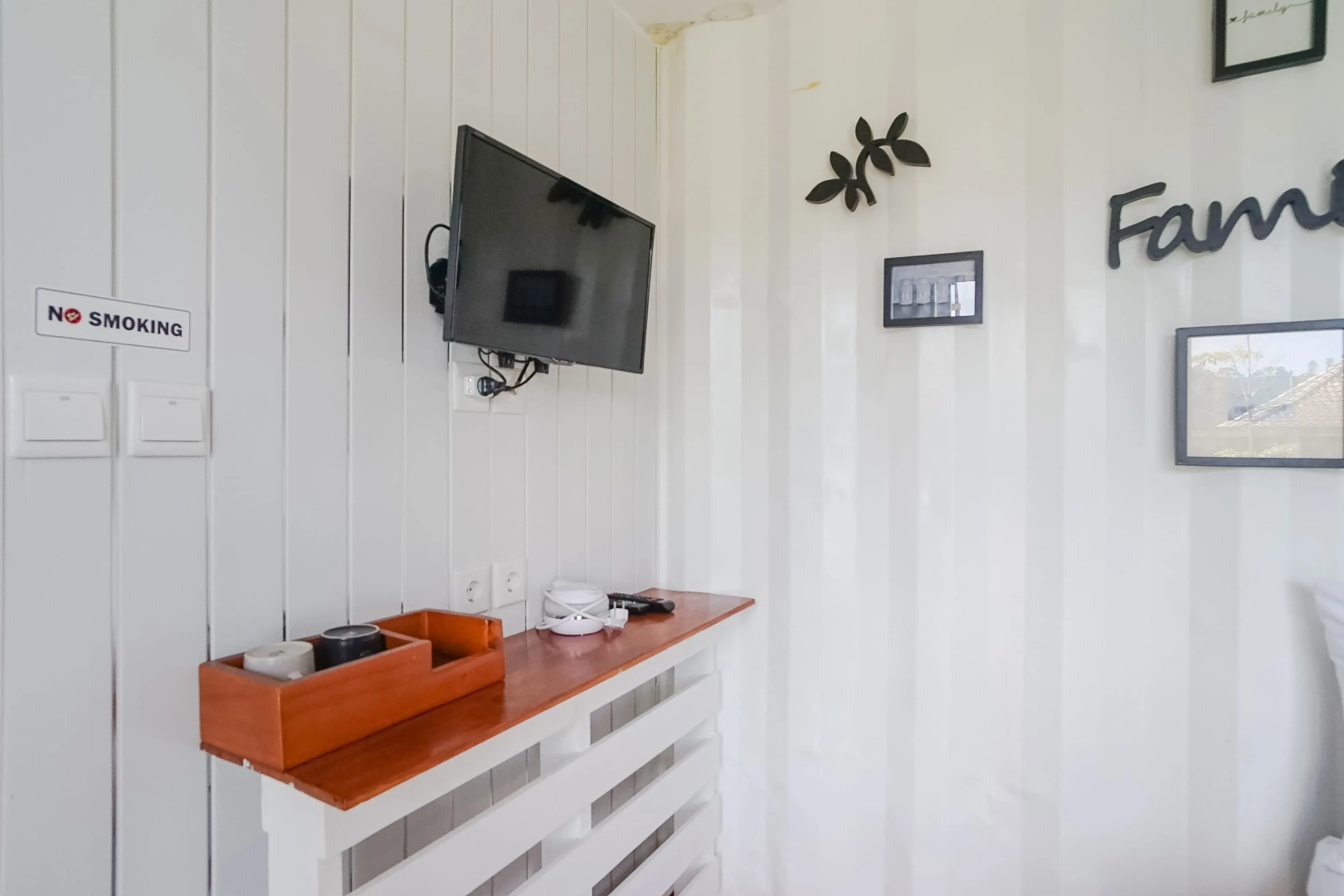 Container Smart Stay (CSS)