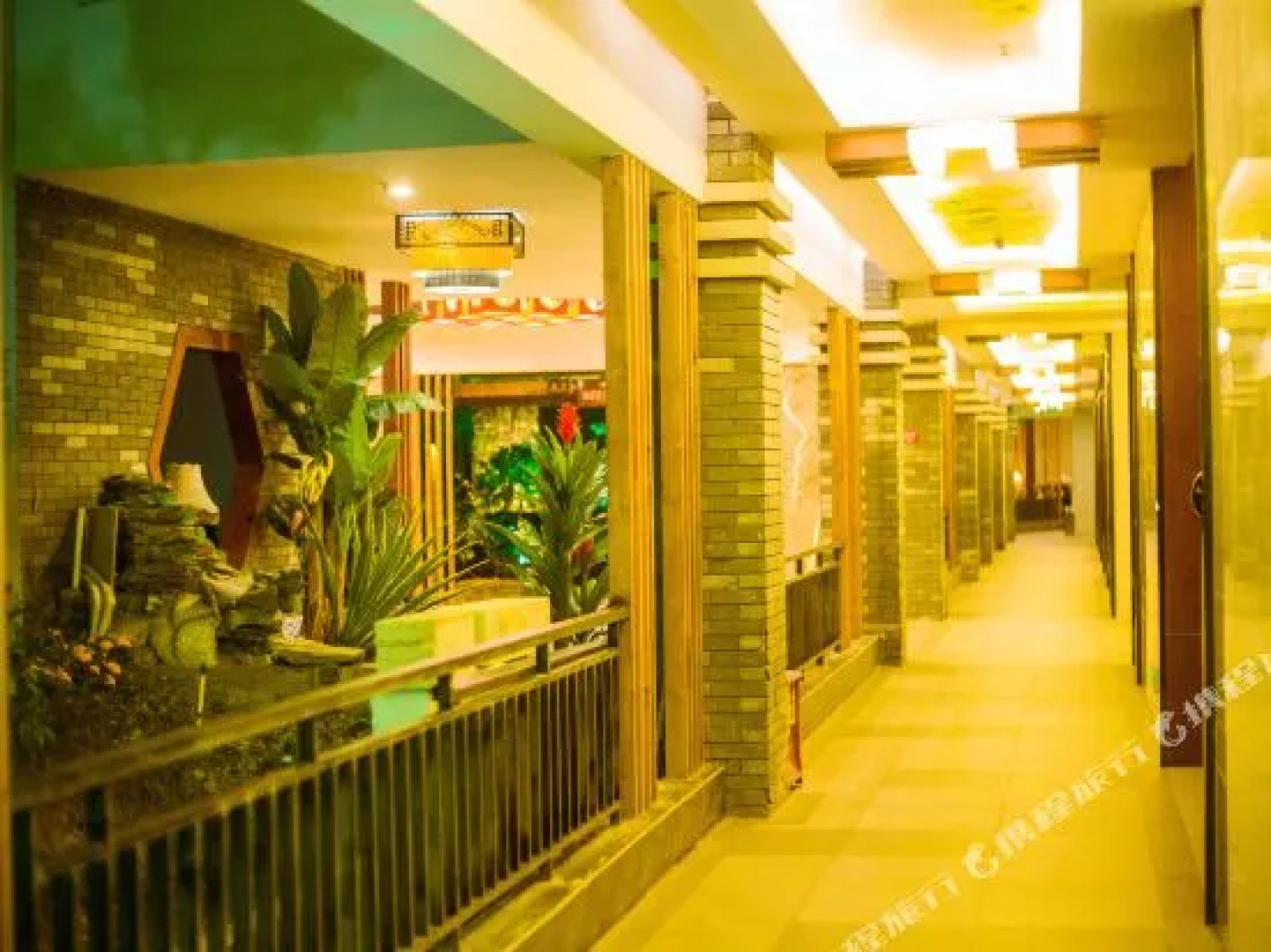 Zhong Yu Garden Hotel