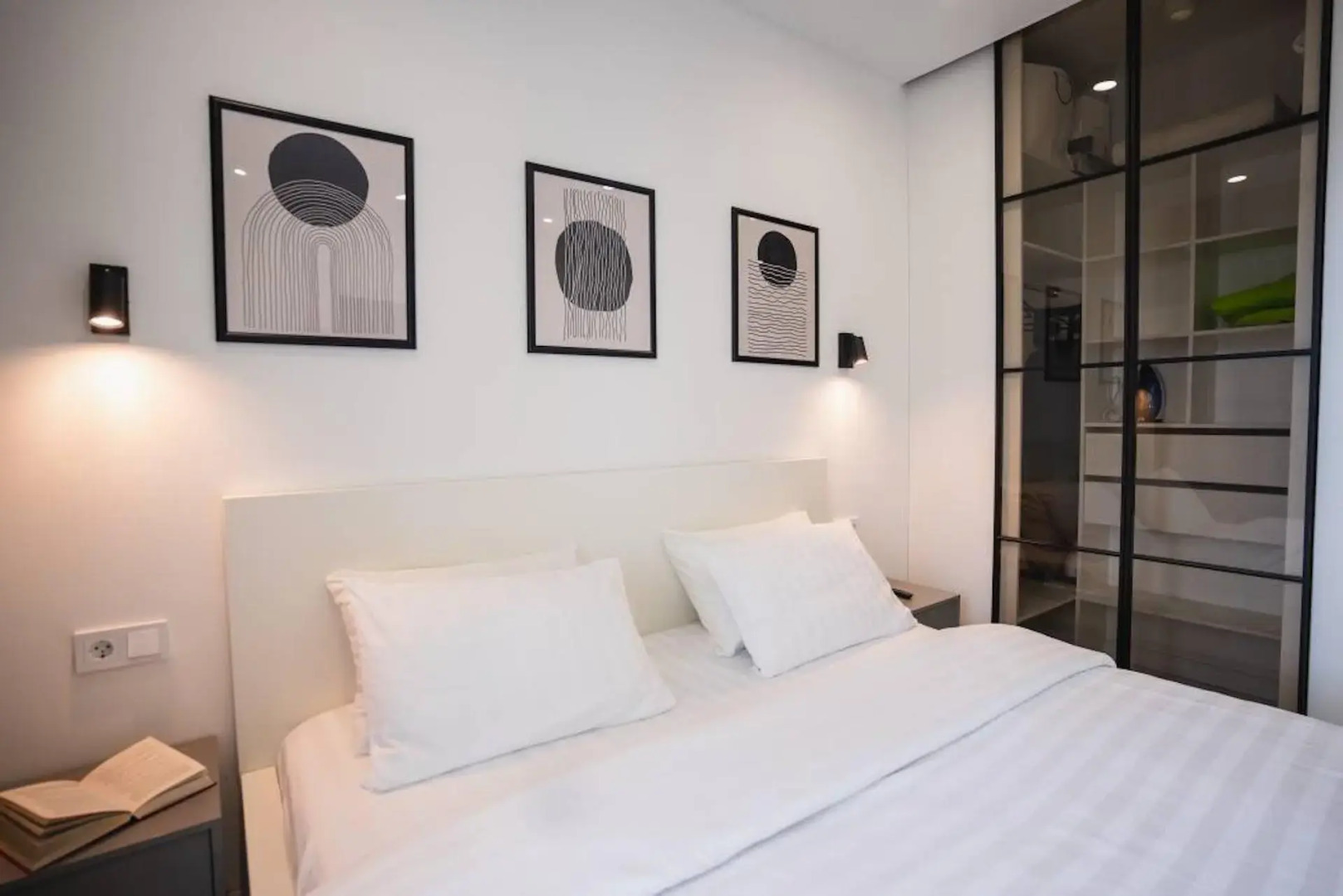 Архитектор на улице 60 лет Октября 12А корпус 2