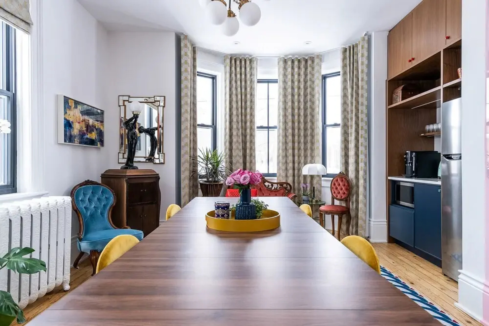 11 Rooms Boutique Hotel