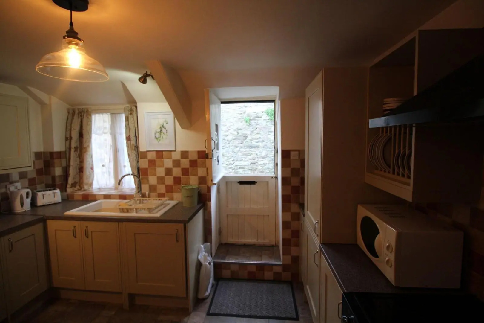 Little Mainstone Guest House