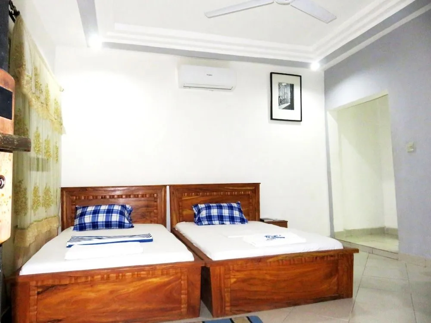 Nora Hotel