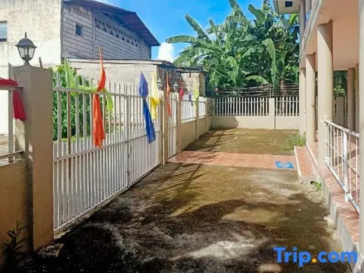 RedDoorz @ Garcia Hernandez Bohol