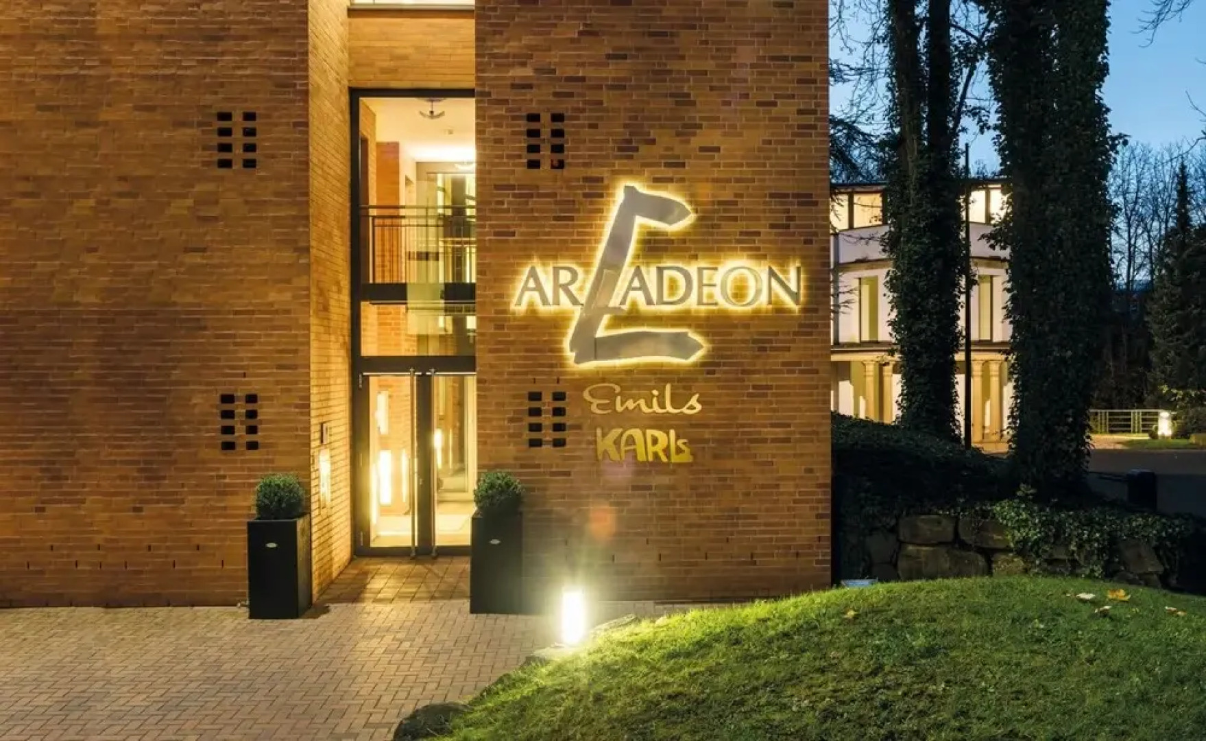 QUARTIER 82 by Arcadeon