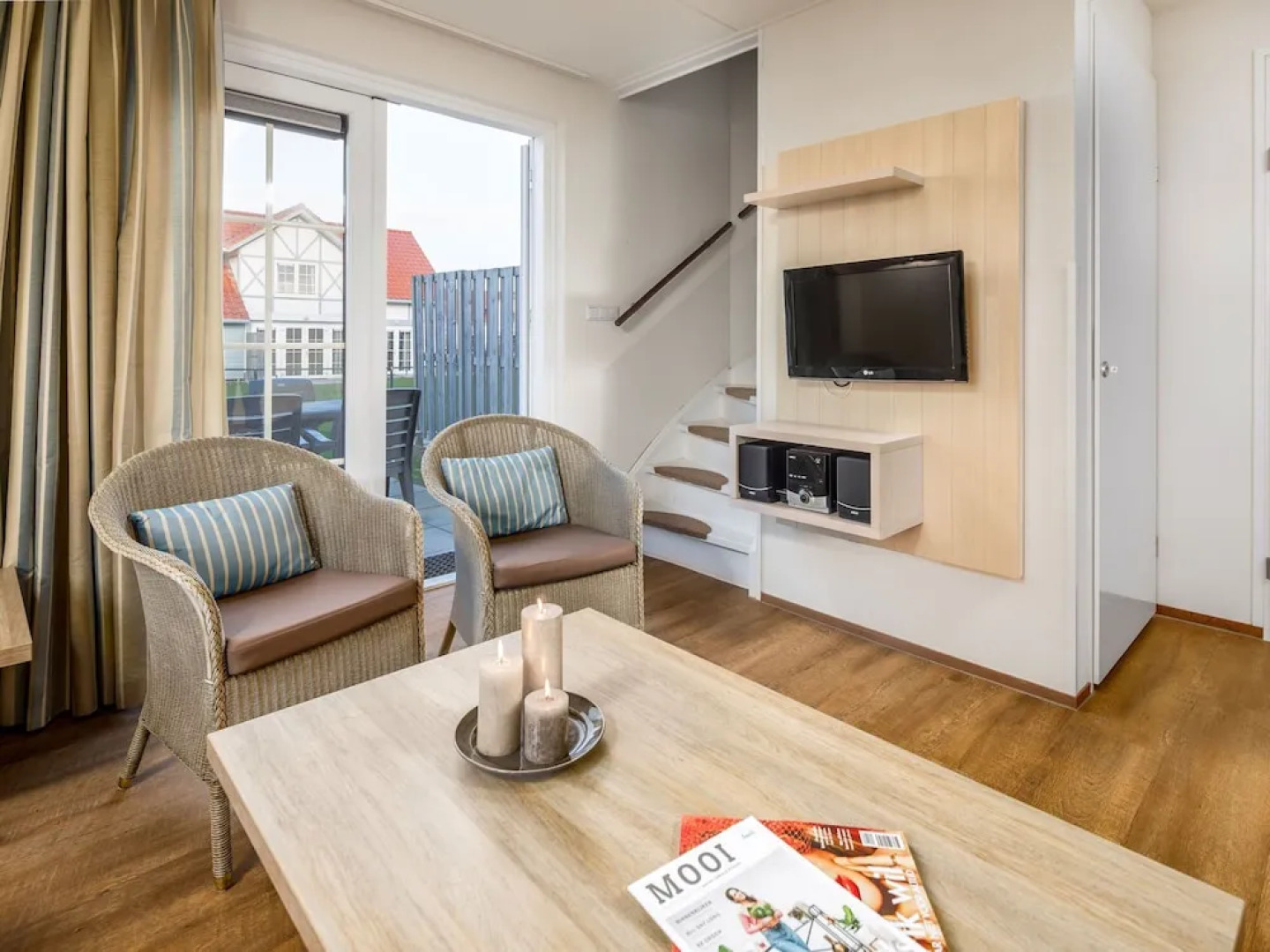 Semi-detached, Comfortable Villa With Wifi, Beach at 400 m