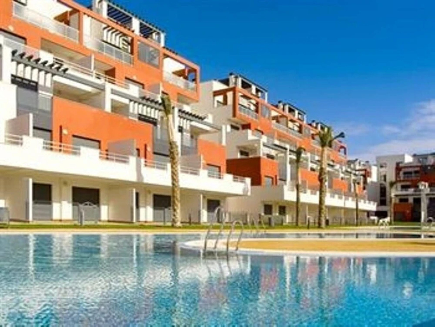 Apartamentos a 100 metros de la playa